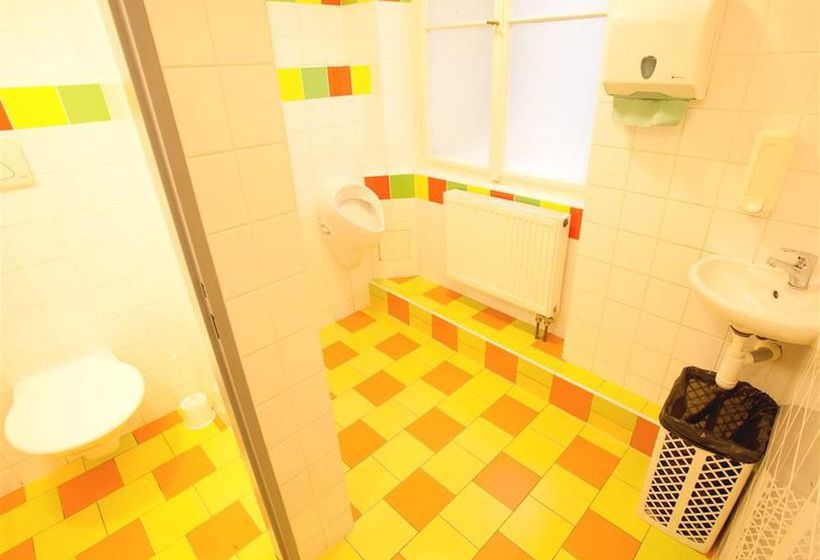 Travellers Hostel Dlouha