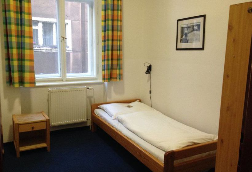 Travellers Hostel Dlouha