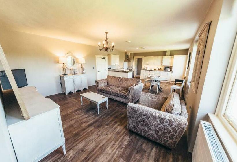 Birchover Bridgford Hall