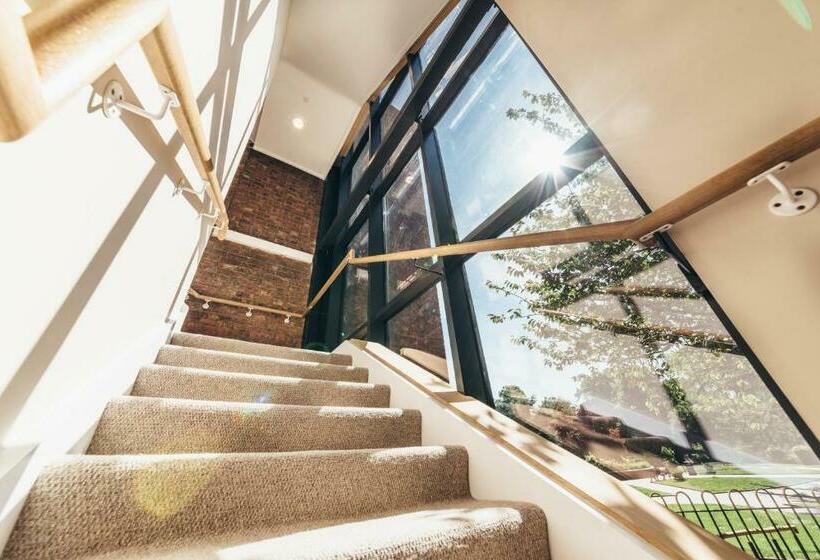 Birchover Bridgford Hall