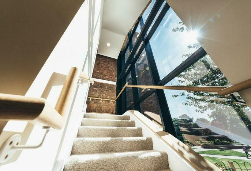 Birchover Bridgford Hall