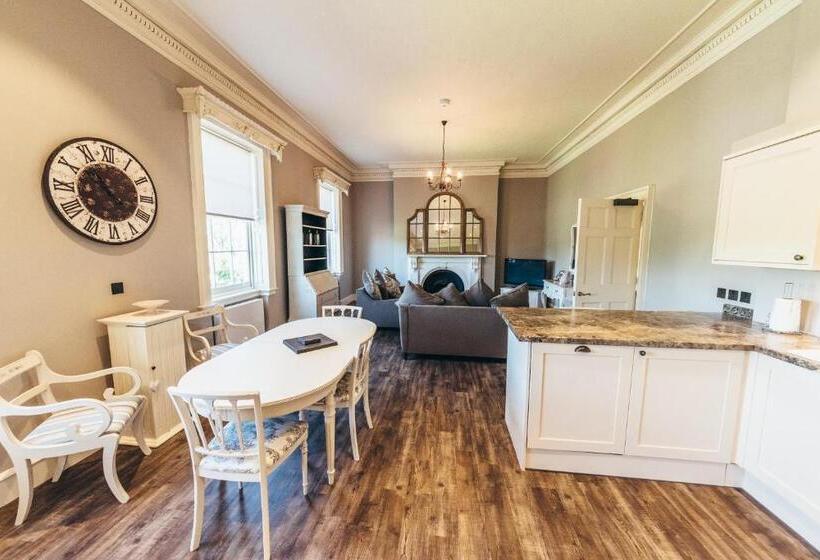 Birchover Bridgford Hall