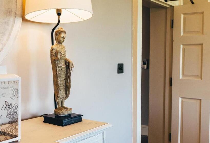 Birchover Bridgford Hall