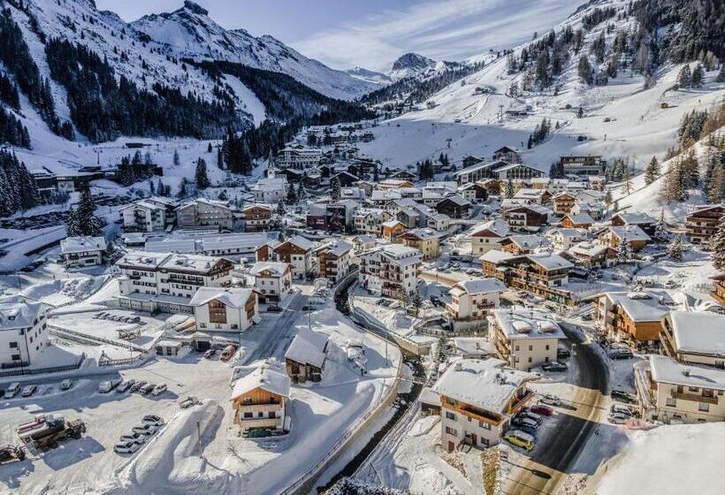 بنسيون Affittacamere Blank