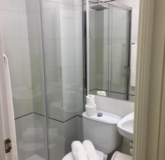 بنسيون Hostal Restaurante Alarico