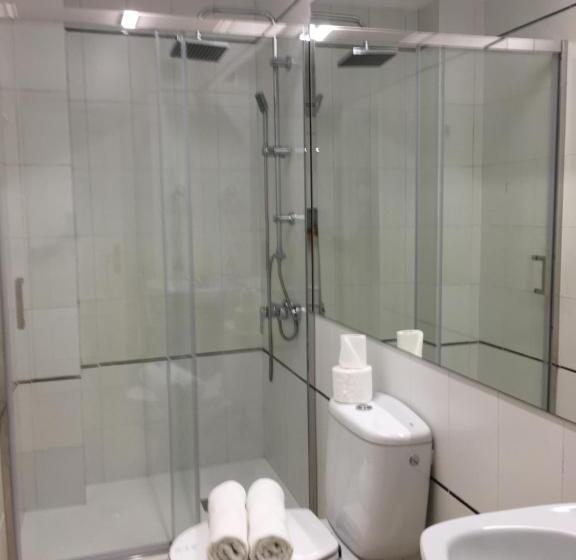 بنسيون Hostal Restaurante Alarico