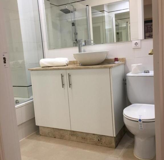 بنسيون Hostal Restaurante Alarico