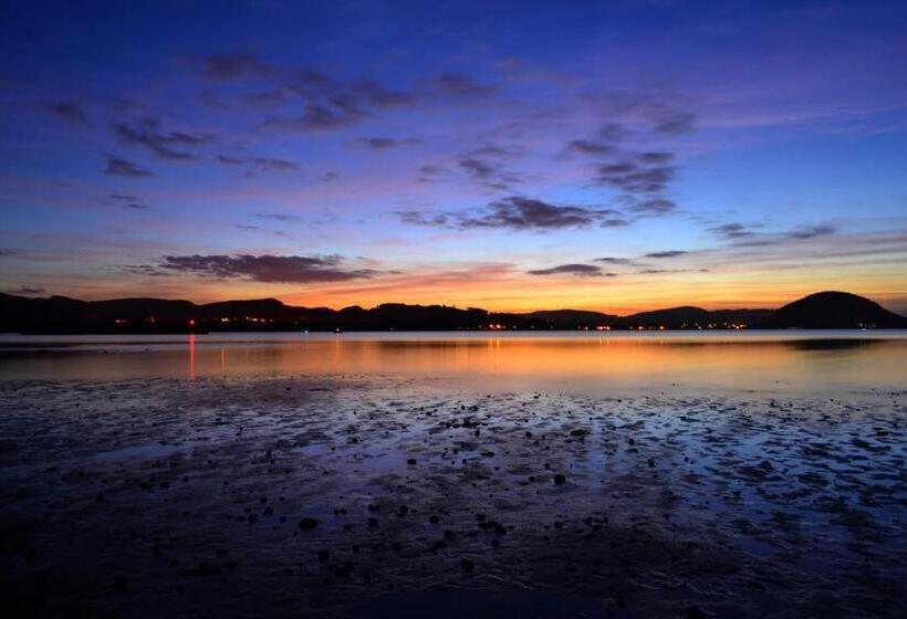 پانسیون Hostal Rosi