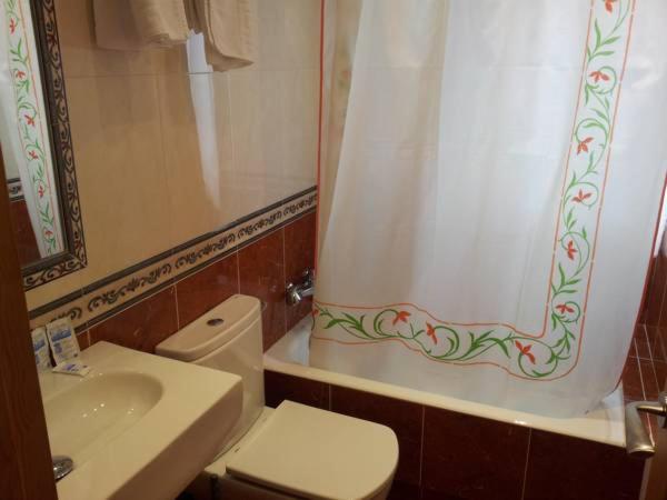 پانسیون Hostal Rosi