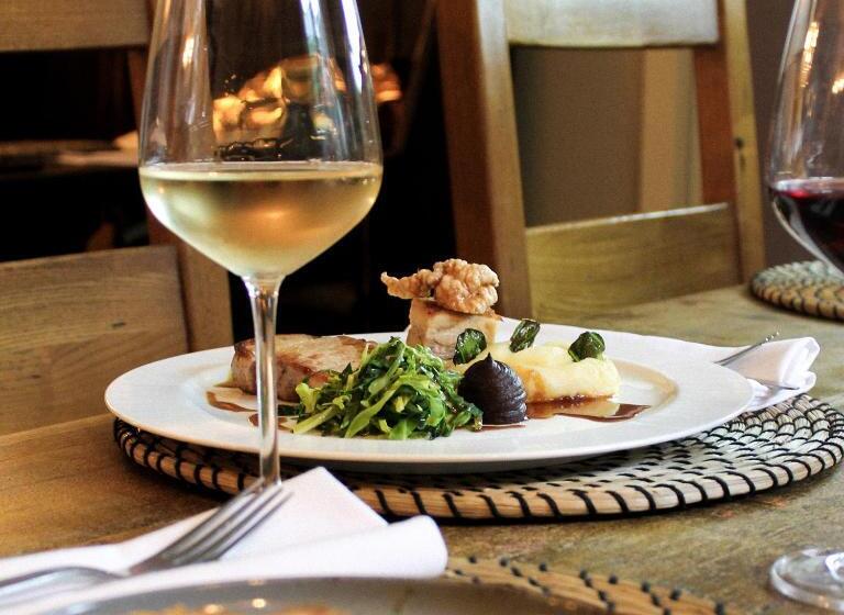 Общежитие Fox And Hounds Llancarfan