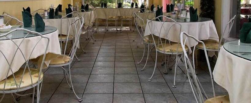 Lake Tiak O Khata Resort