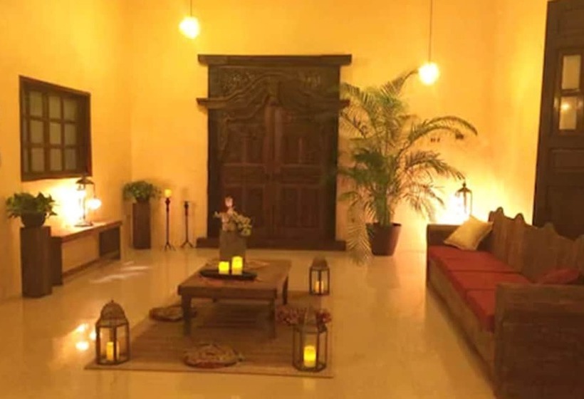 هتل Boutique Casa Mazejuwi