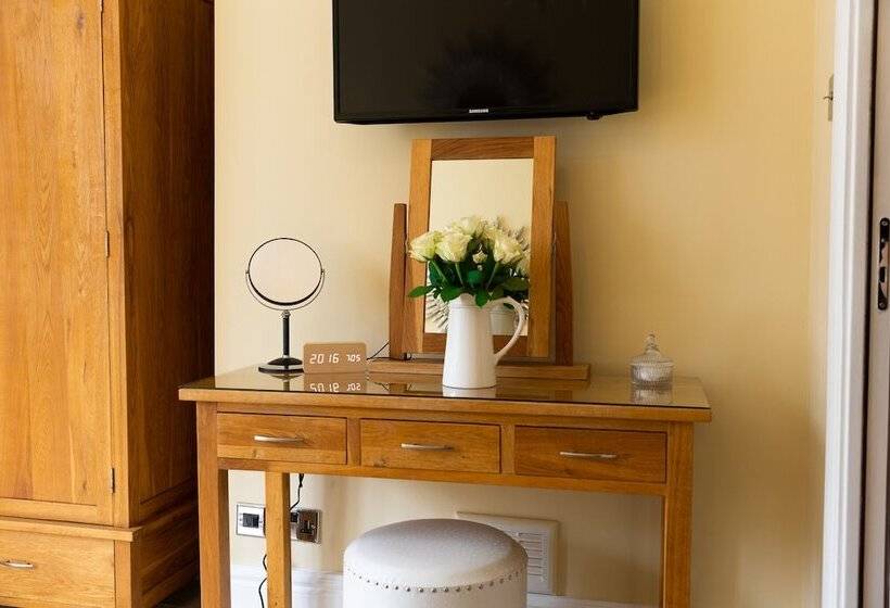 住宿加早餐  All Seasons Boutique Hotels