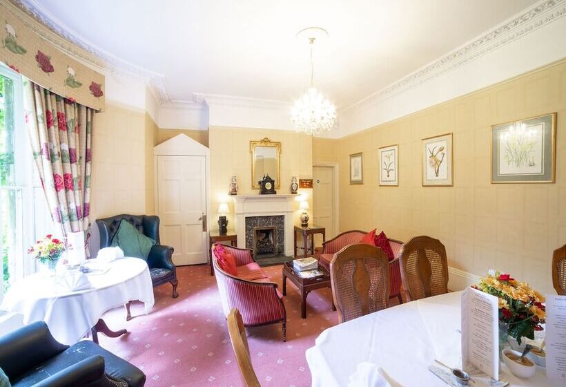 צימר Bailbrook Lodge