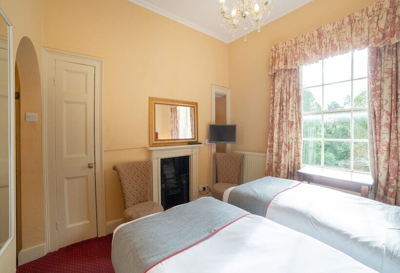 צימר Bailbrook Lodge