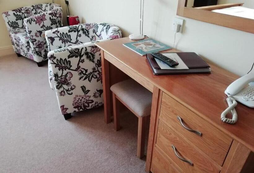 مبيت وإفطار The Masons Arms