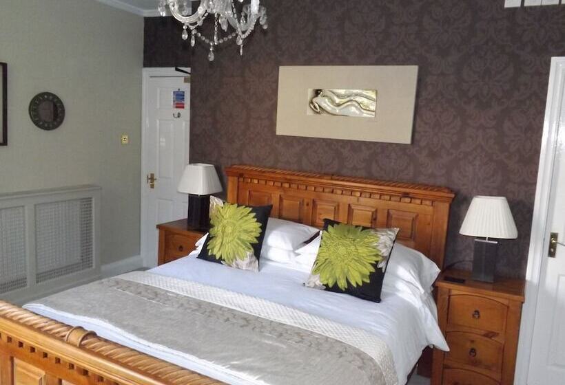 민박 White Linen Whitby, Room Only