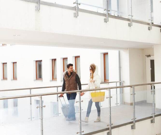 Central Passage Apartments By Vagabond