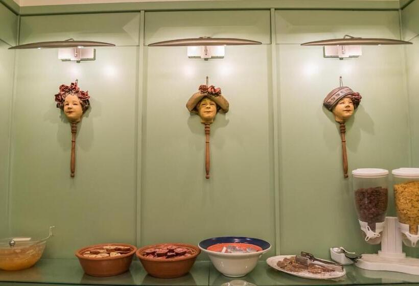 City Hotel Apollonion