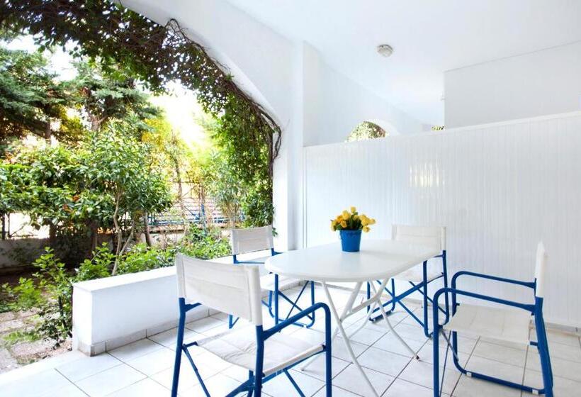 Daphne S Club Hotel Apartments