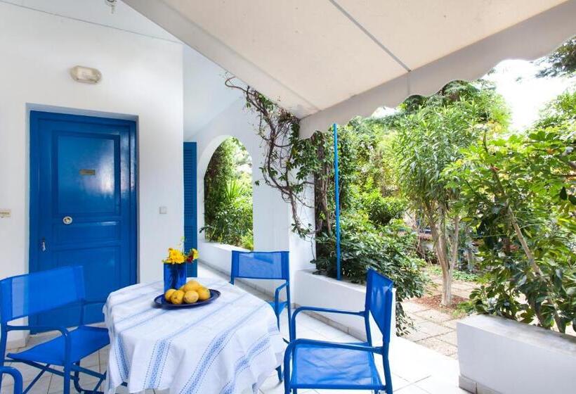 Daphne S Club Hotel Apartments