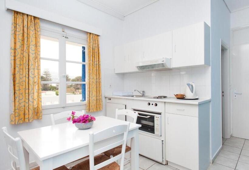 Daphne S Club Hotel Apartments