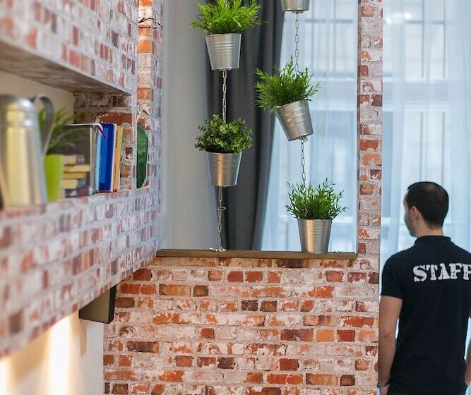 Friends Hostel & Apartments