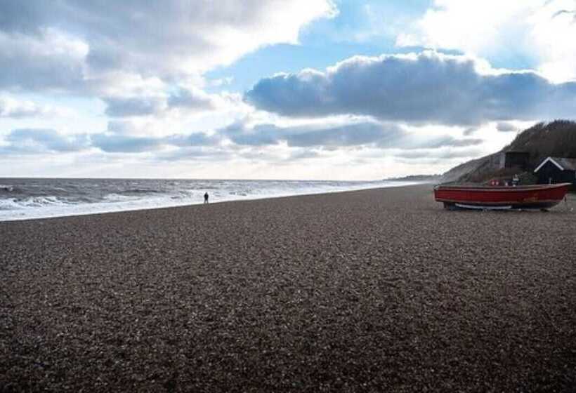 簡易ホテル The Ship At Dunwich