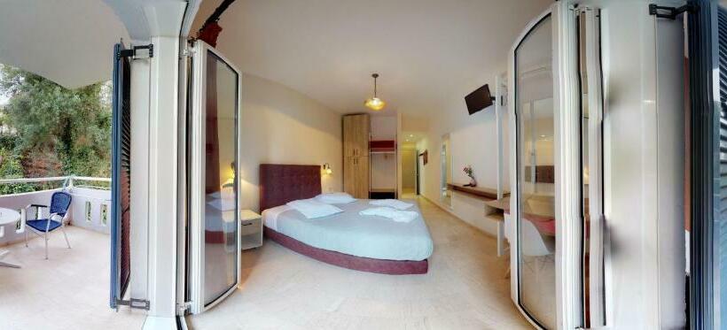 בית מלון כפרי Achilleas