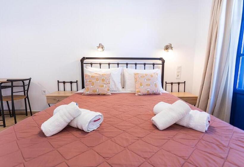 فندق Alexandros By The Beach   Serifos