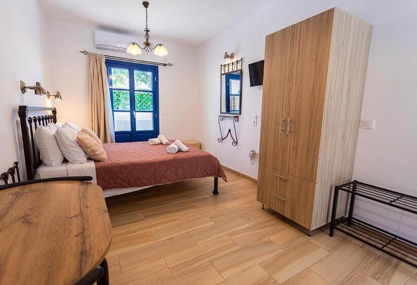 فندق Alexandros By The Beach   Serifos