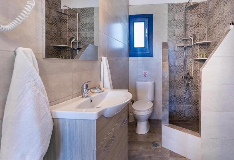 فندق Alexandros By The Beach   Serifos