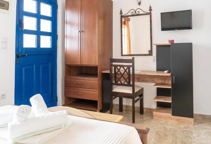 فندق Alexandros By The Beach   Serifos