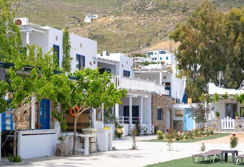 فندق Alexandros By The Beach   Serifos