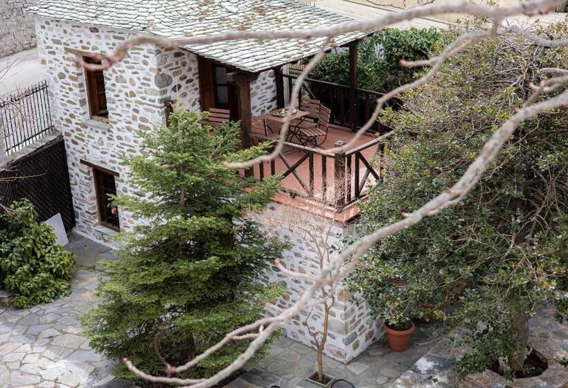 בית מלון כפרי Archontiko Naoumidi