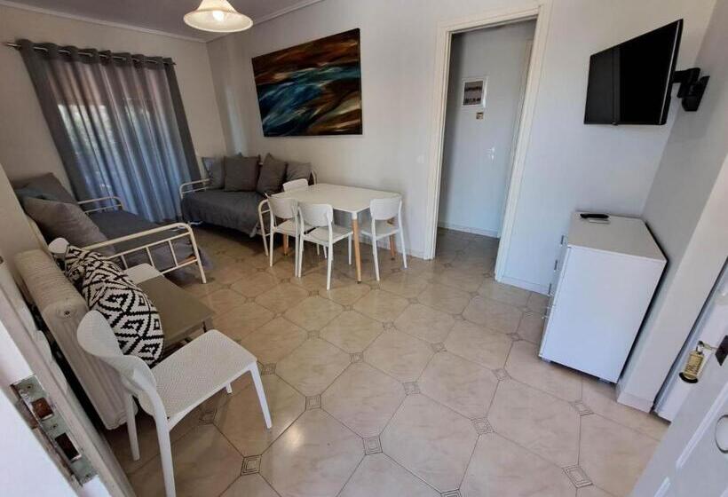 בית מלון כפרי Aretousa