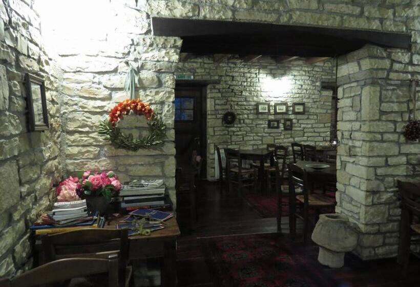 فندق Arhontiko Aristis