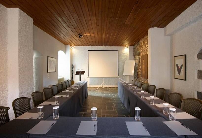 ホテル Art Mainalon