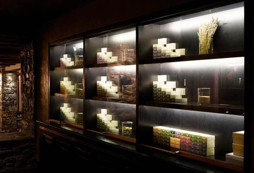 ホテル Art Mainalon