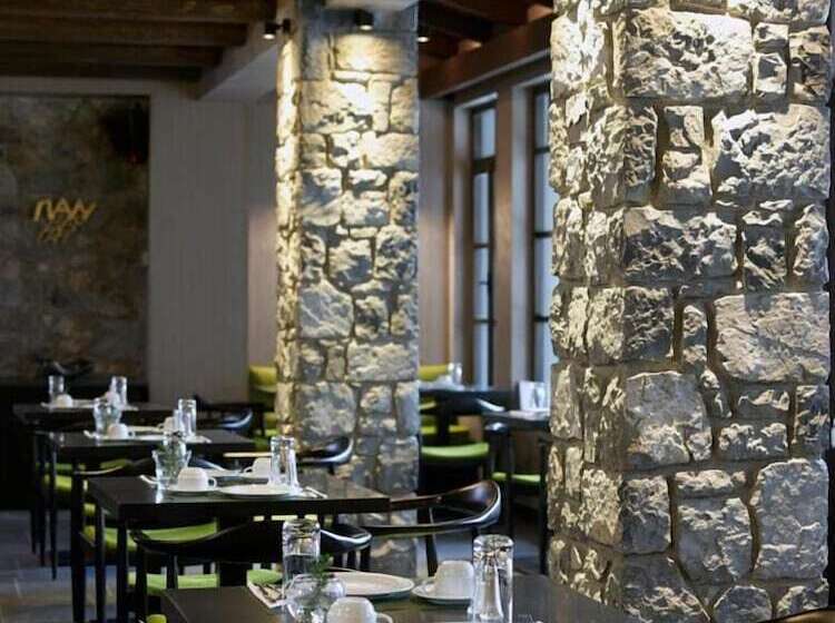 ホテル Art Mainalon