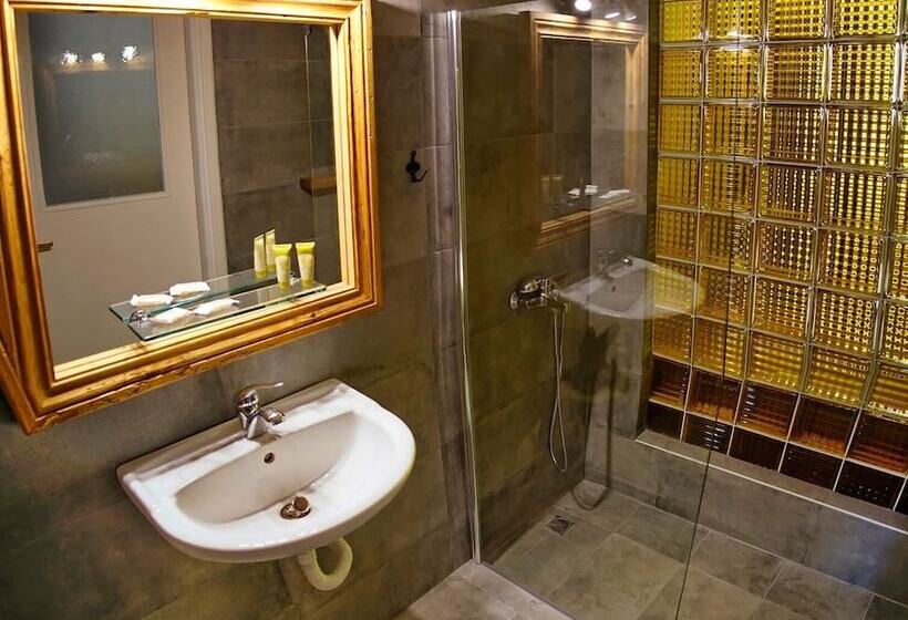 هتل Axilleion Guest House