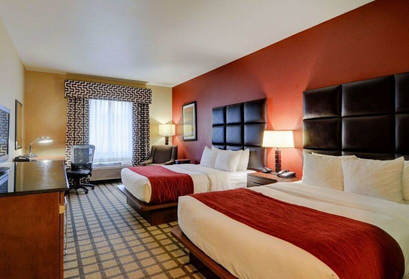 هتل Comfort Inn & Suites Fort Smith I540