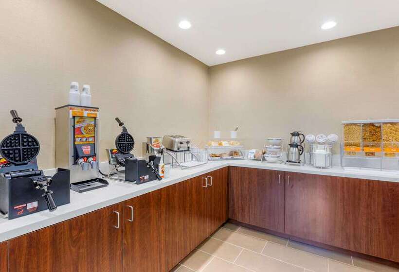 فندق Comfort Inn & Suites Near Ontario Airport