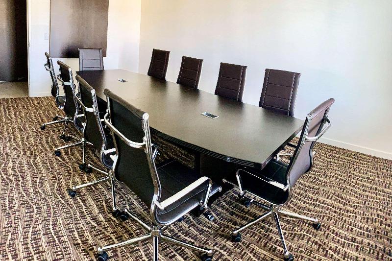 فندق Comfort Inn & Suites Near Ontario Airport