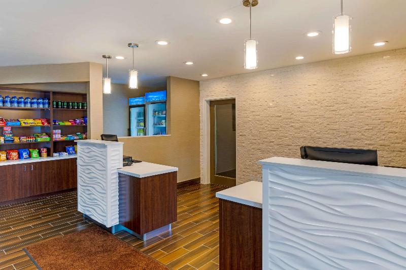 فندق Comfort Inn & Suites Near Ontario Airport