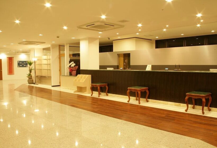 فندق Crown Hills Himeji