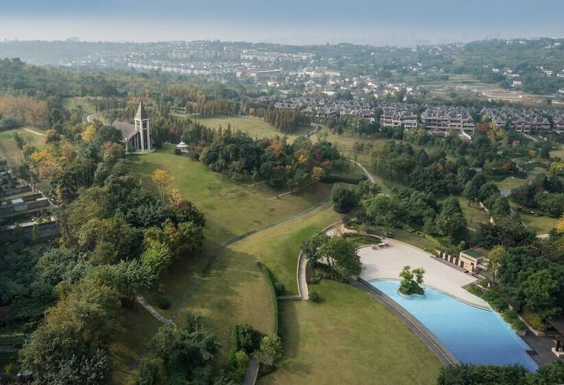 Отель Crowne Plaza Chengdu Panda Garden By Ihg