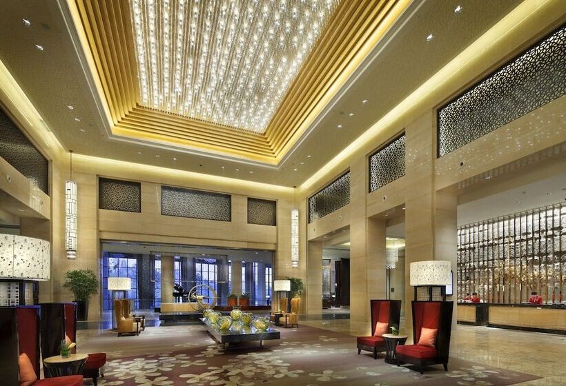 Отель Crowne Plaza Chengdu Panda Garden By Ihg