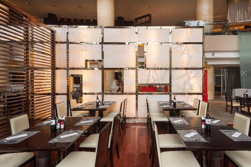 Отель Crowne Plaza Chengdu Panda Garden By Ihg