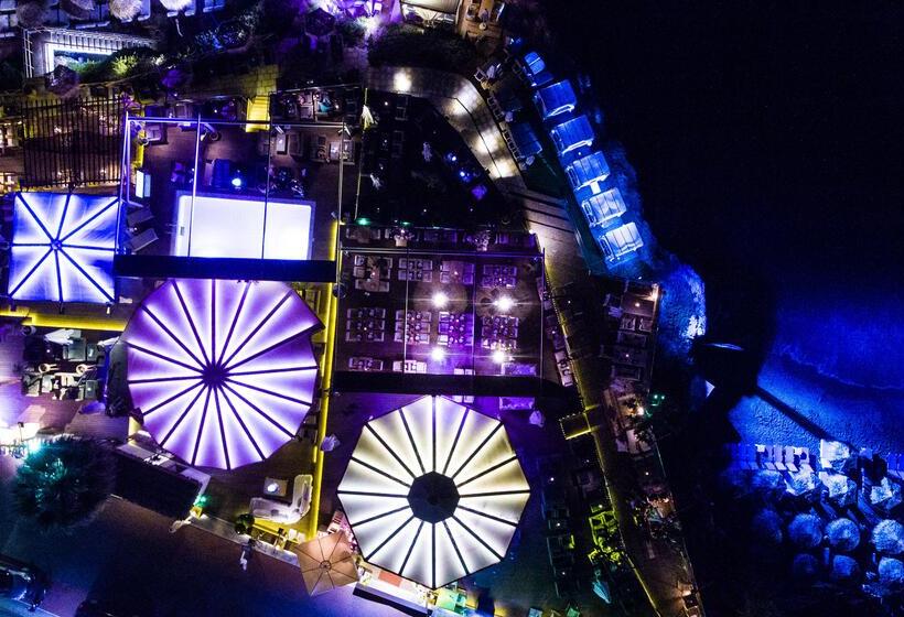 Elmi Beach Hotel & Suites